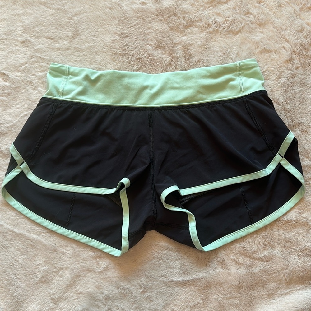 lululemon size 4 Speed Short - black and mint green